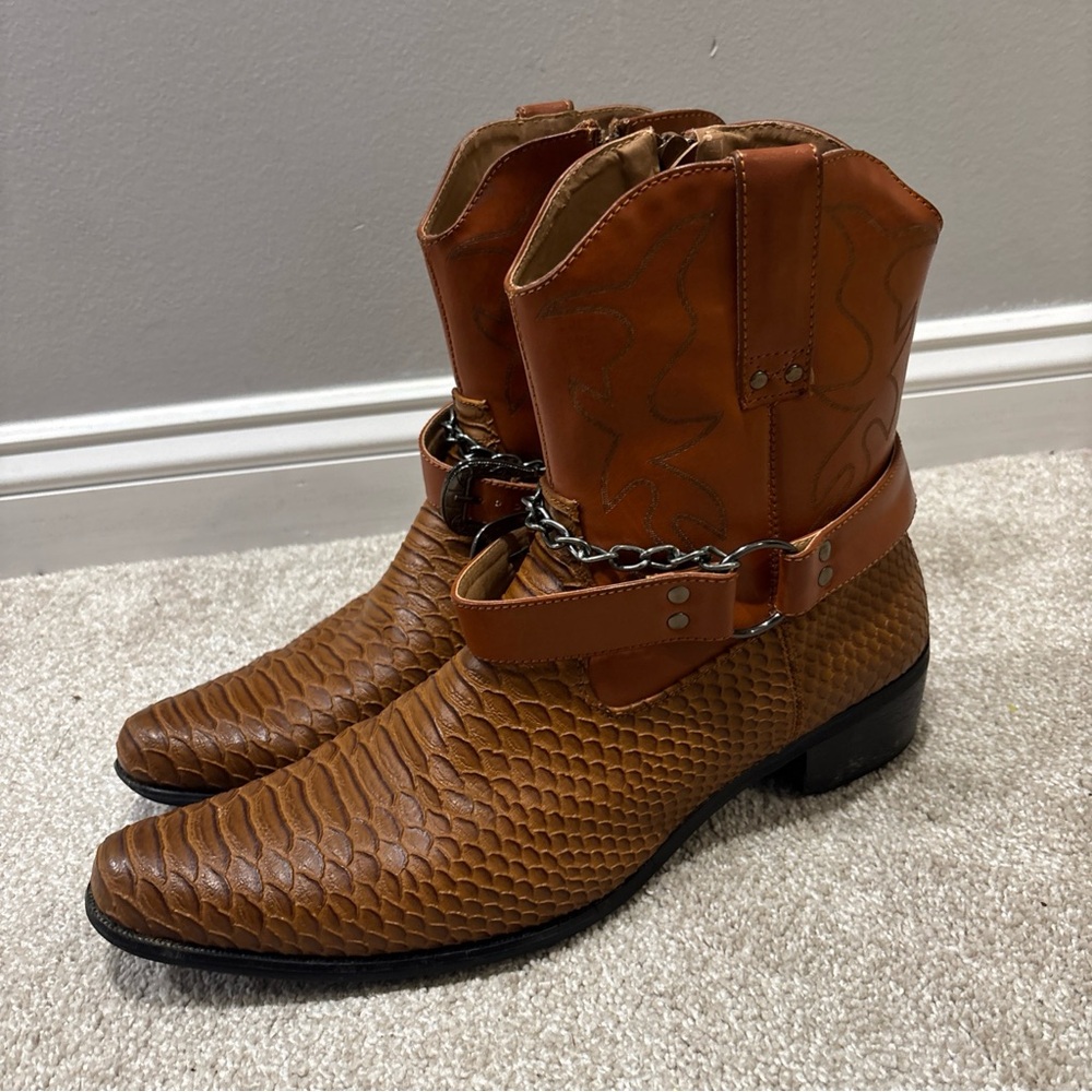 Alberto Fellini  Belt Buckle Chain Strap Side Zipper  Western Boots Size 10 Mens